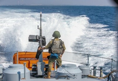 Zionist enemy boats targeting fishermen's boats in northern Gaza Strip