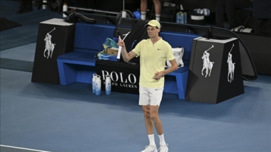 Jannik Sinner advances to Australian open final, set to face Alexander Zverev