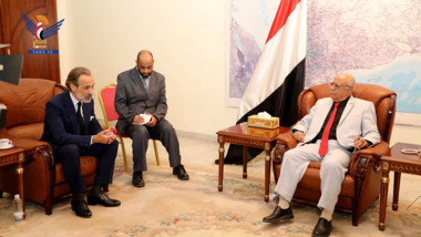 PM discusses enhancing work mechanisms with UN resident coordinator