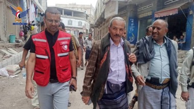Al-Shaghdari inspects progress of Al-Dalah street paving project in Damt City