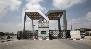 Israel keeps on closing Gaza crossings, leaving human disaster