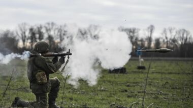 Russisches Verteidigungsministerium: Unsere Verteidigungssysteme zerstörten 13 ukrainische Drohnen über unserem Territorium