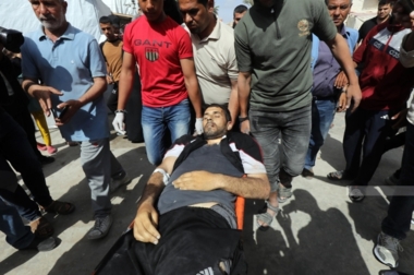 استشهاد فلسطيني واصابة اخرين إثر استهدافهم من قبل العدو الصهيوني شرق مدينة غزة