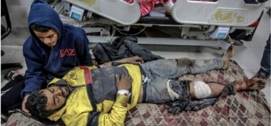 Euro-Med HRM: Der Feind begeht absichtlich Massaker an Palästinensern, die auf humanitäre Hilfe warten