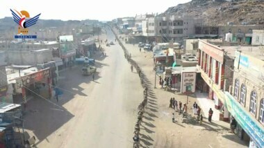 Reservekräfte der Presidential Protection Forces organisieren einen Militärmarsch von Al-Sawadiyah in Al-Bayda nach Al-Jawba in Marib