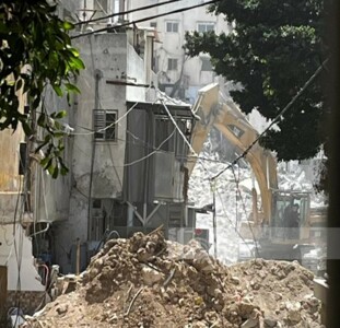 العدو الإسرائيلي يسوي منازل بالأرض في عدوانه المستمر على طولكرم ومخيميها