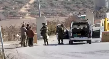 Ataques de colonos y fuerzas enemigas alrededor de Nablus y Tulkarem