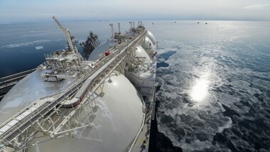 بيانات: ارتفاع توريد الغاز المسال الروسي إلى الصين بنسبة 32٪