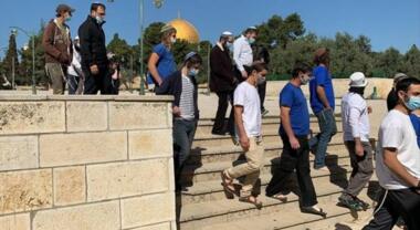 Zionistische Siedler stürmen die Al-Aqsa-Moschee