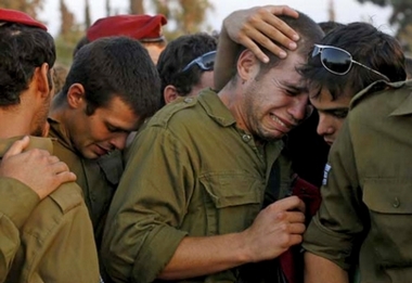 Zionistische feindliche Armee gibt den Tod eines ihrer gefangenen Offiziere in Gaza bekannt