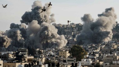 Israel blows up 2 houses in Hebron, erects iron gate in Jordan Valley