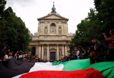 فرانسه.. معترضان به جنگ غزه در دانشگاه سوربن چادر برپا کردند