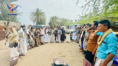 الحديدة .. زيارات عيدية للصيادين ومنتسبي مراكز الإنزال السمكي  