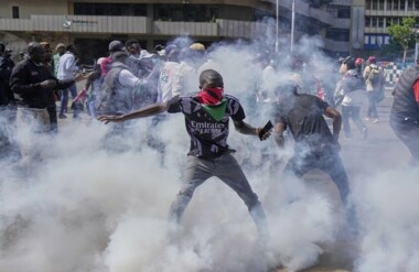 ارتفاع حصيلة ضحايا الاحتجاجات في كينيا إلى 16 قتيلا
