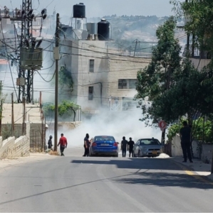 Estallaron enfrentamientos entre los palestinos y las fuerzas enemigas sionistas al norte de Jerusalén