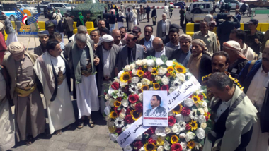 Sprecher des Schura-Rates besucht den Schrein des Märtyrers Präsidenten Al-Sammad
