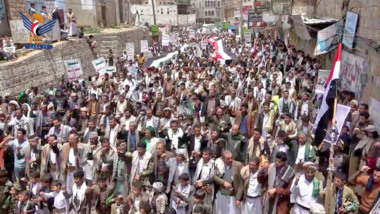 أبناء المحويت يحتشدون في 71 مسيرة تحت شعار 
