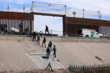 US border police tightens security measures with Mexico before Trump's Inauguration