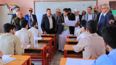 President Al-Mashat visits two testing centres at Martyrs' & al-Mo'atasim Schools in capital