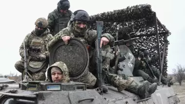 القوات الروسية تدمر خمس دبابات 