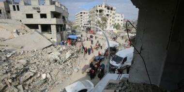 استشهاد ثلاثة فلسطينيين إثر قصف العدو الصهيوني مدينتي خان يونس وغزة