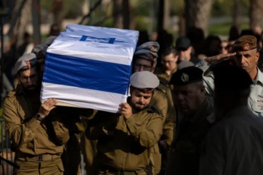 Zionist enemy army admits that 33 of its soldiers were injured in 48 hours in Gaza