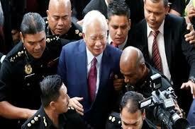 قضاء ماليزيا يرفض إستئناف رئيس الوزراء السابق نجيب عبد الرزاق ضد حكم سجنه