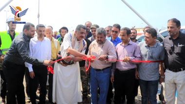 وزير النفط يفتتح مشروع توسعة تخزين الوقود ومشاريع تنموية بفرع شركة النفط بالحديدة