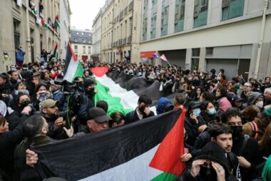 Après les universités américaines, manifestations dans les universités et capitales européennes dénoncent l'agression contre Gaza