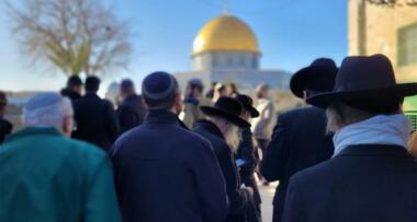مختص في شؤون القدس: دعوات الاقتحام تهدف لتغيير الوضع القائم في الأقصى