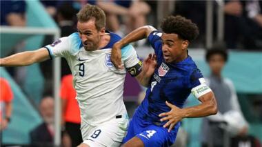 إنجلترا وأمريكا يتأهلان إلى دور الـ16 في كأس العالم 2022
