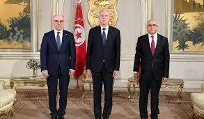 El presidente tunecino hace entrega oficial de las cartas credenciales del nuevo embajador de su país en Siria.
