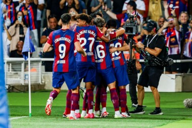 الدوري الإسباني: برشلونة يسحق ريال بيتيس بخماسية نظيفة ويعتلي الصدارة