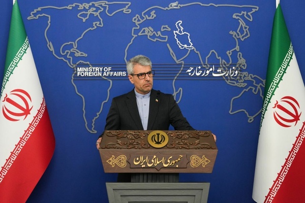 Tehran strongly condemns US new sanctions on Iran Tehran strongly condemns US new sanctions on Iran