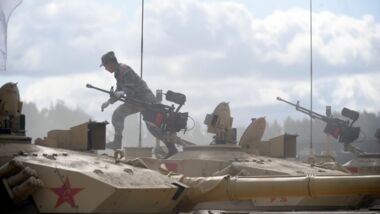 الجيش الصيني يطلق مناورات عسكرية في مضيق تايوان