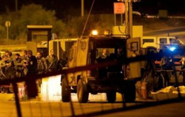مقاومون فلسطينيون يستهدفون حاجز الجلمة الصهيوني شمال جنين