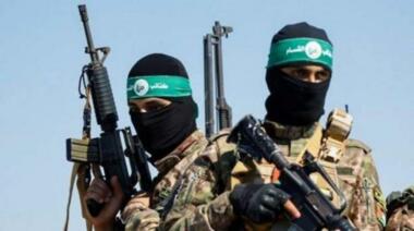 Al-Qassam-Brigaden geben die Tötung von 2 israelischen Gefangenen und die Verletzung von 8 weiteren durch den Beschuss von Gaza bekannt