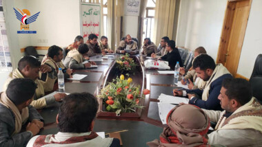 Mechanism for collecting, disposing garbage in Sana'a districts discussed 