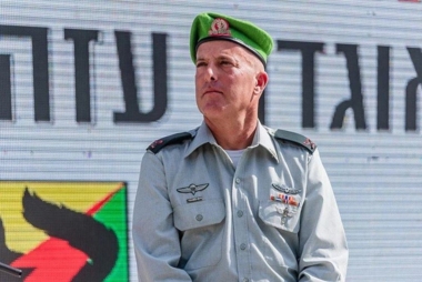 After admitting failure in the face of the resistance.. Commander of Gaza Division in 