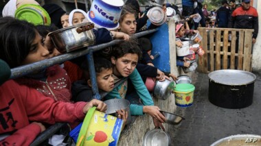 الجوع يتمدد في غزة وترامب يزور المنطقة: الإجرام الأمريكي والخذلان العربي