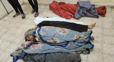  Four martyrs in Occupation airstrike on displaced persons' tent in al-Nuseirat