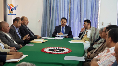 Der Generalsekretär der Präsidentschaft der Republik erörtert den Bericht der Exekutiveinheit der Nationalen Vision in der Hauptstadt Sana'a