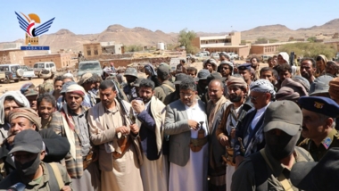 Mohammad Ali Al-Houthi betreut den Abschluss von drei Mordfällen in Dhamar