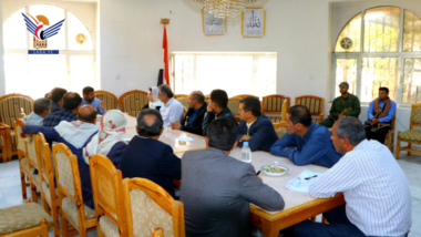 Discutiendo las intervenciones de la Fundación Alemana Berghof en Dhamar