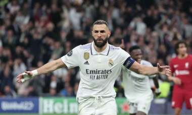 ريال مدريد ونابولي يتأهلان لربع نهائي دوري أبطال أوروبا
