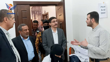 الصعدي يطلع على سير الأداء التعليمي والأكاديمي بجامعة الرشيد بصنعاء 
