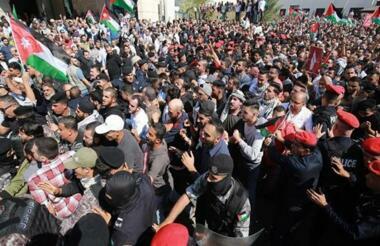 Manifestations massives au Maroc demandent de la rupture des relations avec l'entité sioniste