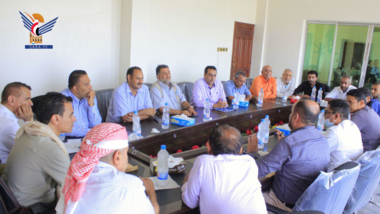 Une réunion à Hodeidah discute des mécanismes visant à renforcer les efforts visant à localiser l'industrie laitière