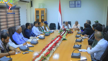 Gouverneur von Hodeidah erörtert das UNMHA-Projekt 