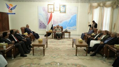 رئیس جمهور المشاط با نخست وزیر موقت و معاونان وی و تعدادی از وزرا دیدار می کند